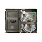 Metal cardholder interior and closure